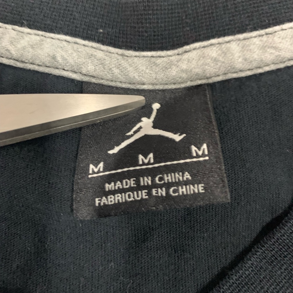 Rare Air Jordan Embroidered T-shirt. - Picture 9 of 10